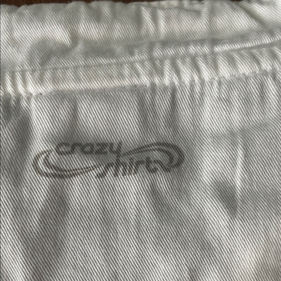 Men's Vintage Crazy Shirts White long Sleeve cotton pullover. - Picture 9 of 10